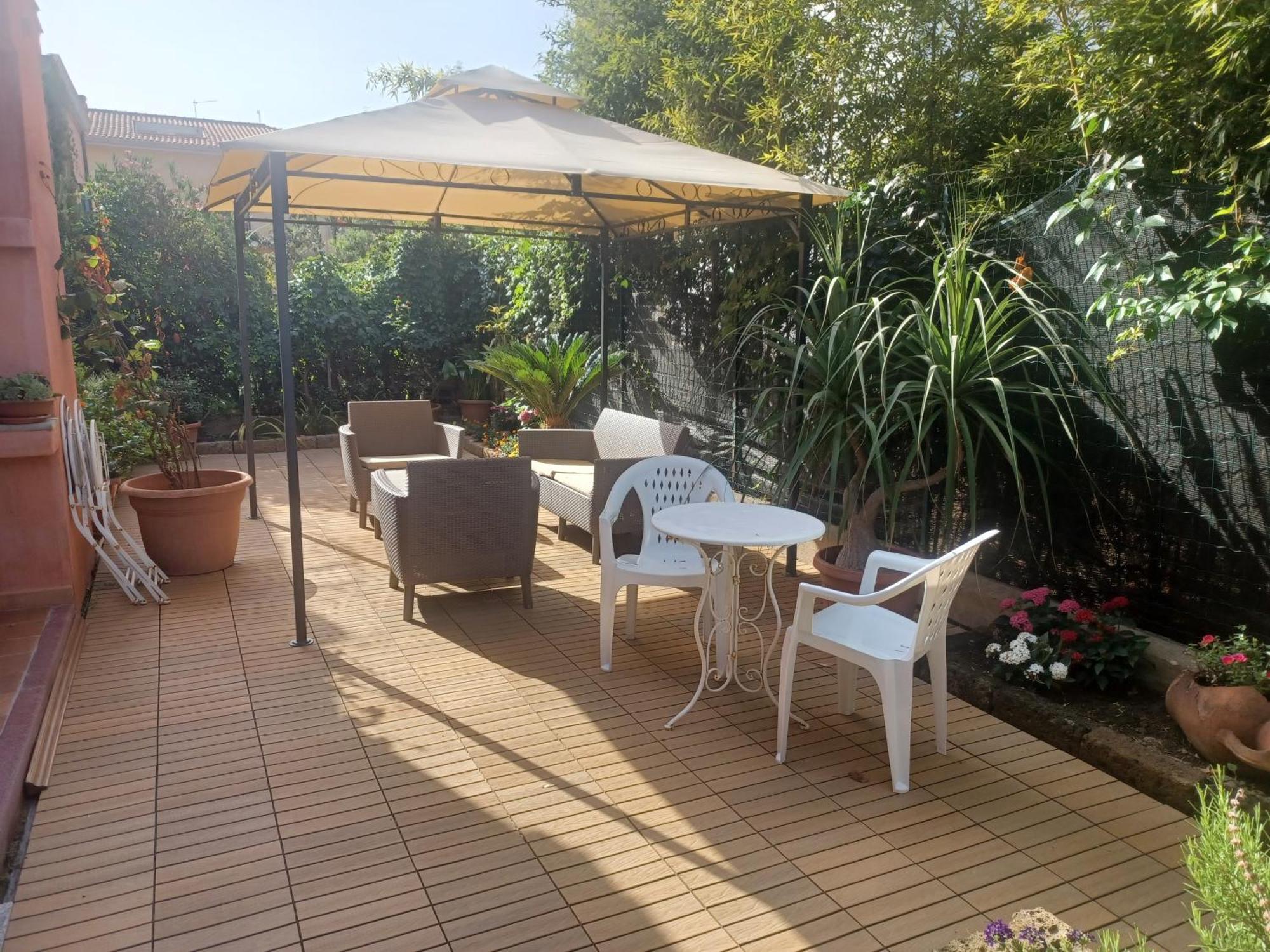 Casa Vacanza Porto Frailis Gia Porto Frailis B&B Арбатакс Экстерьер фото
